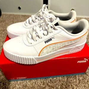 PUMA Women’s Carina Scary